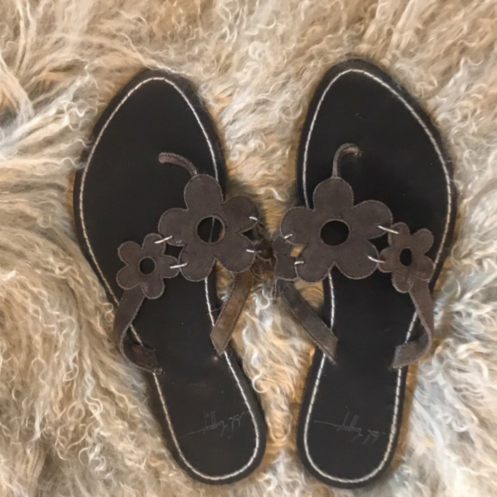 Leather flower sandals size 8